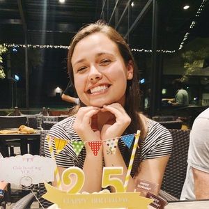 Meet your Posher, Janelle